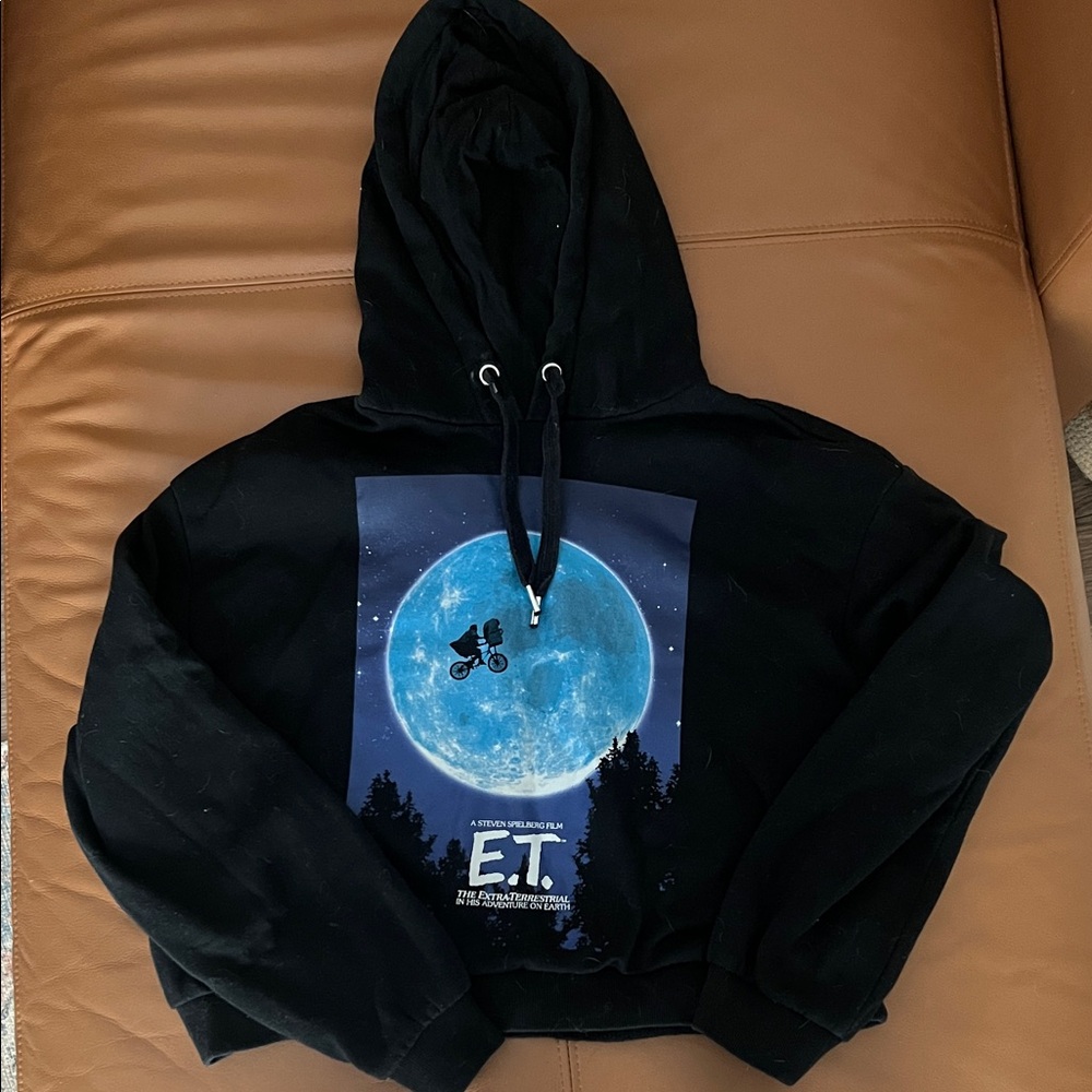 Cropped Black E.T. Graphic Hoodie
